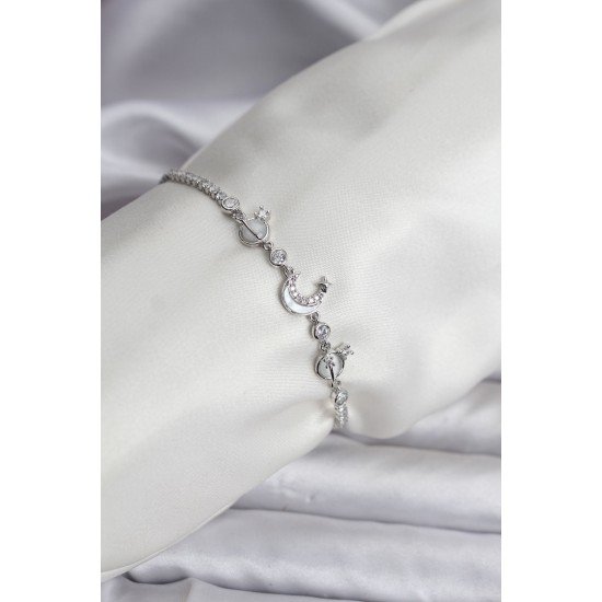 Charmlı Model Zirkon Taşlı Gümüş Renk Su Yolu Kadın Bileklik