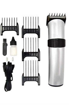 4 Taraklı Taşınabilir Profesyonel Saç ve Sakal Kesme Tıraş Makinesi 4 Taraklı Taşınabilir Profesyonel Saç ve Sakal Kesme Tıraş Makinesi