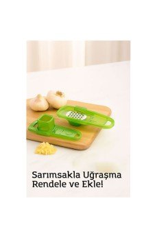 Hazneli Sarımsak Rendeleyici – 14 x 4,5 cm | Pratik ve Hijyenik Mutfak Yardımcısı