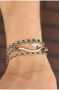 Krem Renk Çizgi Desenli Metal Kancalı Erkek Bileklik Krem Renk Çizgi Desenli Metal Kancalı Erkek Bileklik