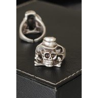 Kuru Kafa Tasarımlı Eskitme Gümüş Renkli Ayarlamalı Model Erkek Yüzük Kuru Kafa Tasarımlı Eskitme Gümüş Renkli Ayarlamalı Model Erkek Yüzük