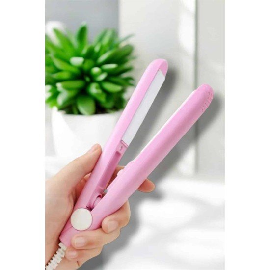 Kompakt ve Hafif: Elektriklenme Karşıtı Mini Saç Düzleştirici Kompakt ve Hafif: Elektriklenme Karşıtı Mini Saç Düzleştirici