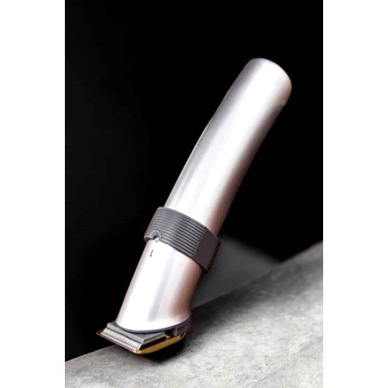 4 Taraklı Profesyonel Şarjlı Saç ve Sakal Kesme Tıraş Makinesi Seti