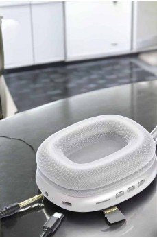 P9 Plus Kablosuz Kulak Üstü Bluetooth Kulaklık Beyaz Yüksek Ses Kaliteli