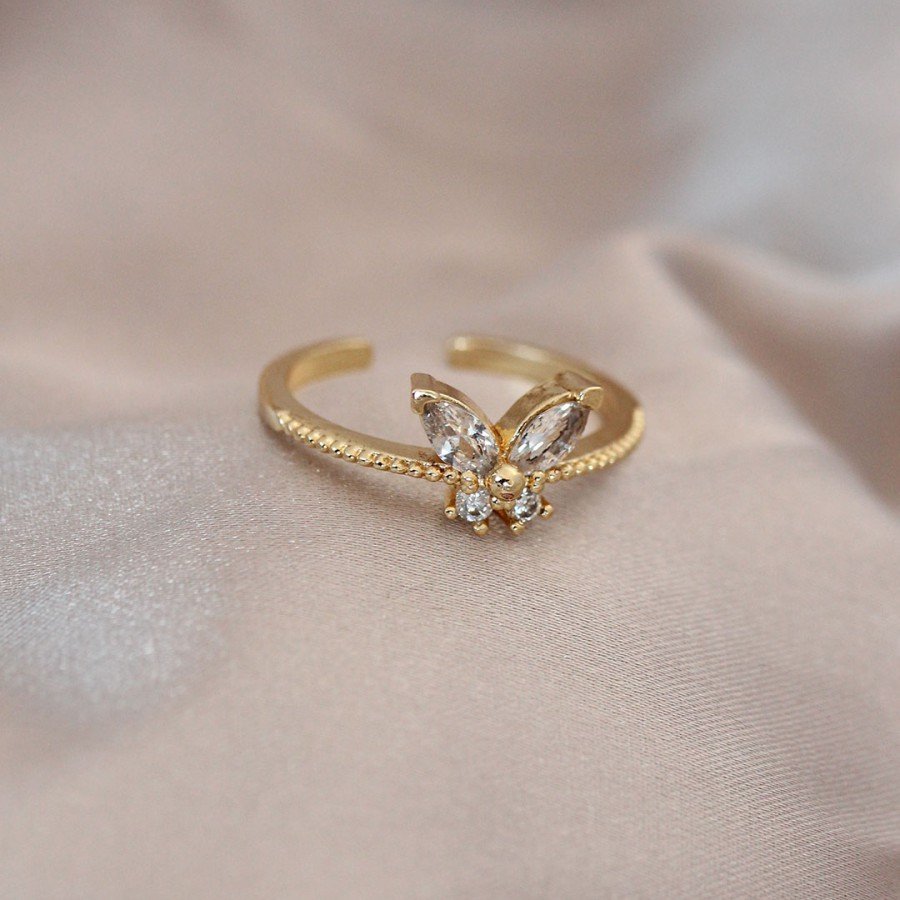 Adjustable Gold Color Metal Zircon Stone and Crystal Stone Butterfly Model Ring Adjustable Gold Color Metal Zircon Stone and Crystal Stone Butterfly Model Ring