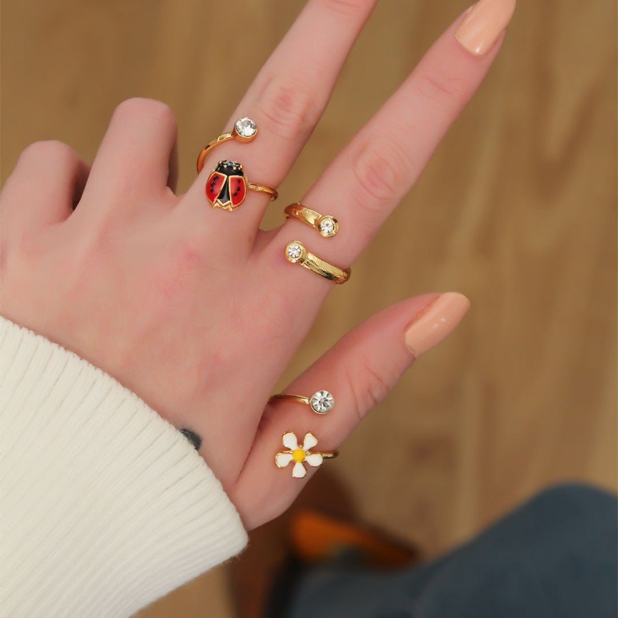 Daisy Design Zircon Stone Adjustable Ring Daisy Design Zircon Stone Adjustable Ring
