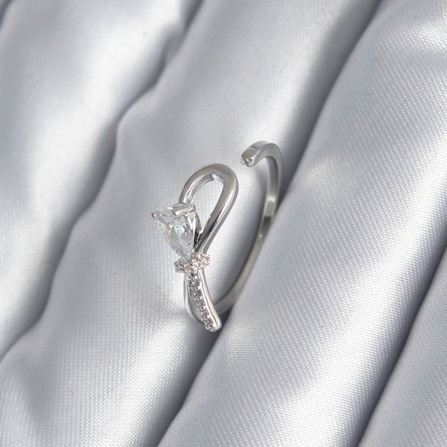 Brass Silver Color Zircon Stone Detail Ribbon Model Women s Ring Brass Silver Color Zircon Stone Detail Ribbon Model Women s Ring