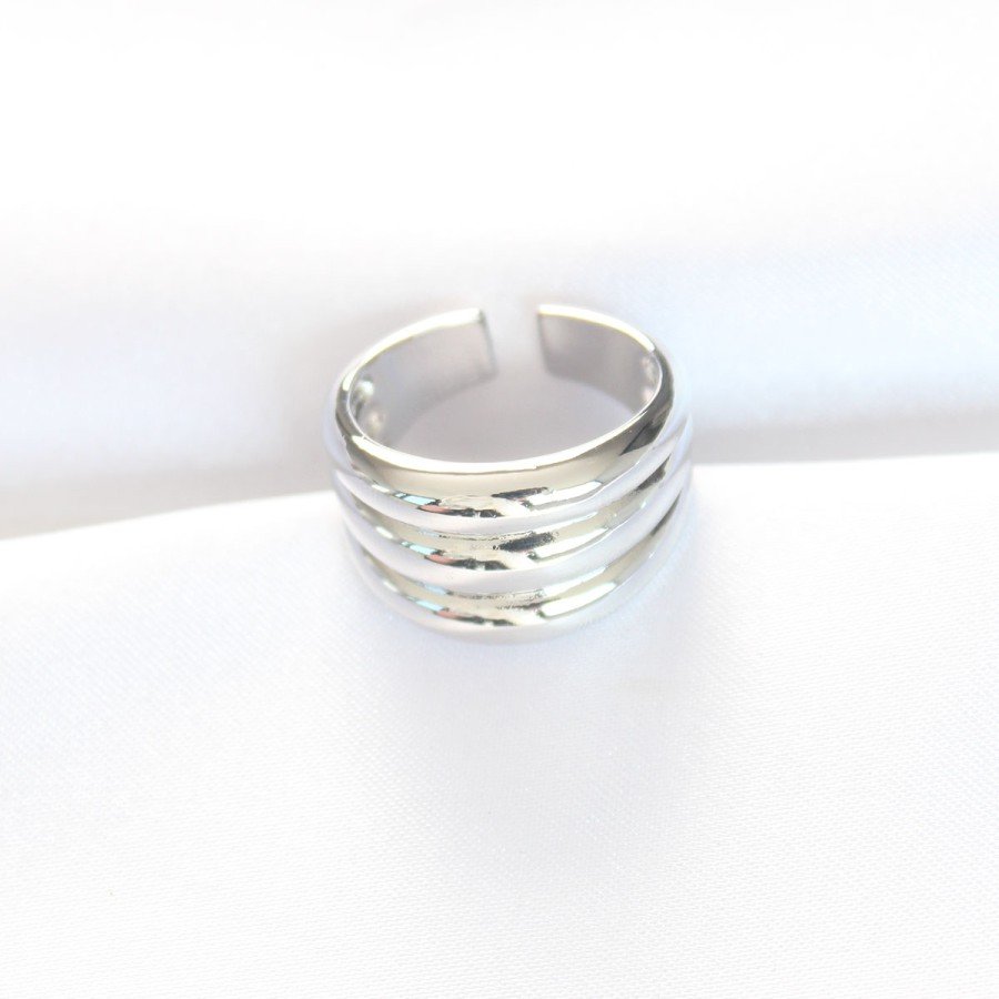 Silver Color Adjustable Striped Bombe Ring