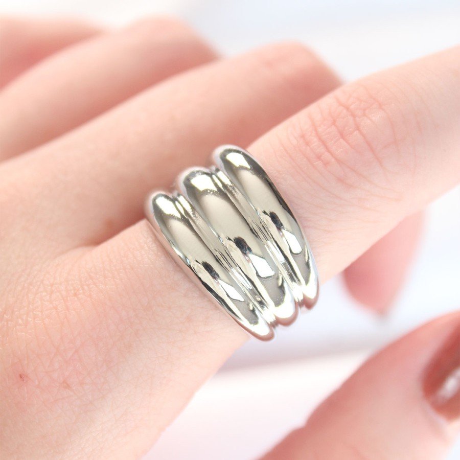 Silver Color Adjustable Striped Bombe Ring