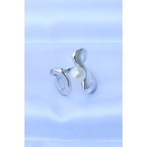 Brass Silver Color Adjustable Pearl Stone Ring Brass Silver Color Adjustable Pearl Stone Ring