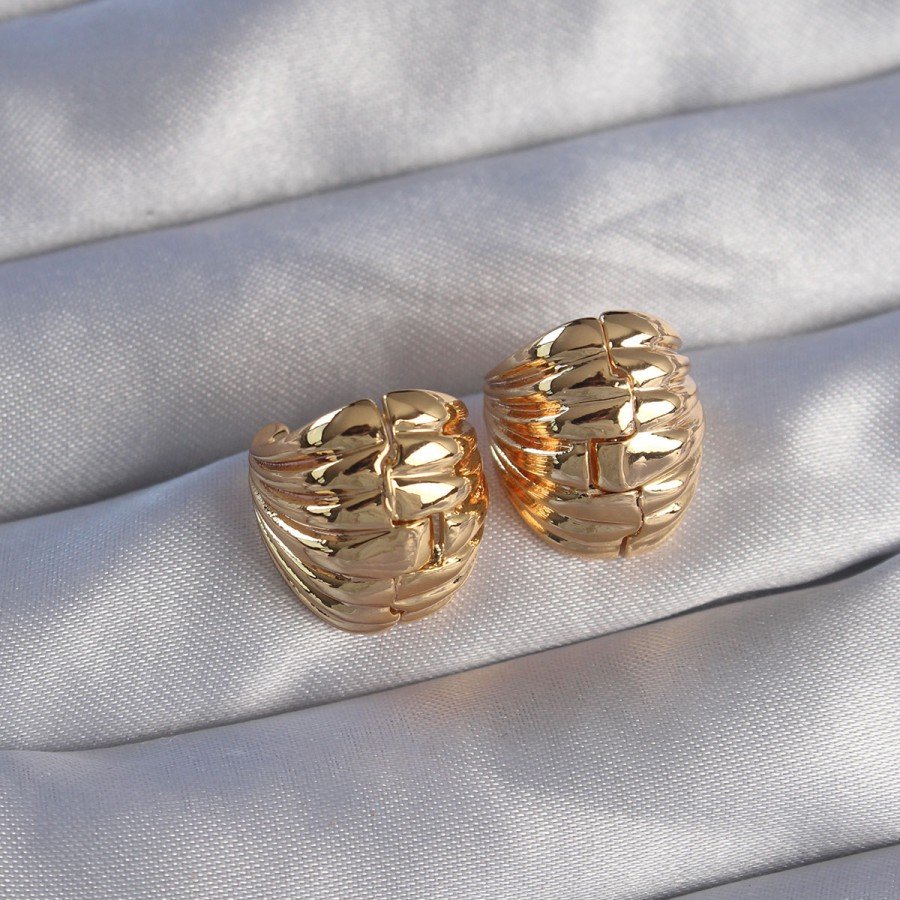 Brass Gold Color Serrated Minimal Curved Design Earrings Brass Gold Color Serrated Minimal Curved Design Earrings