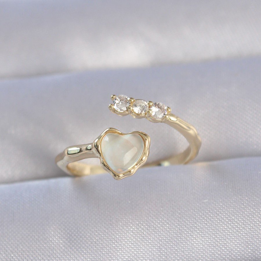 Brass Gold Color Zircon Stone Pearl Heart Model Adjustable Ring Brass Gold Color Zircon Stone Pearl Heart Model Adjustable Ring