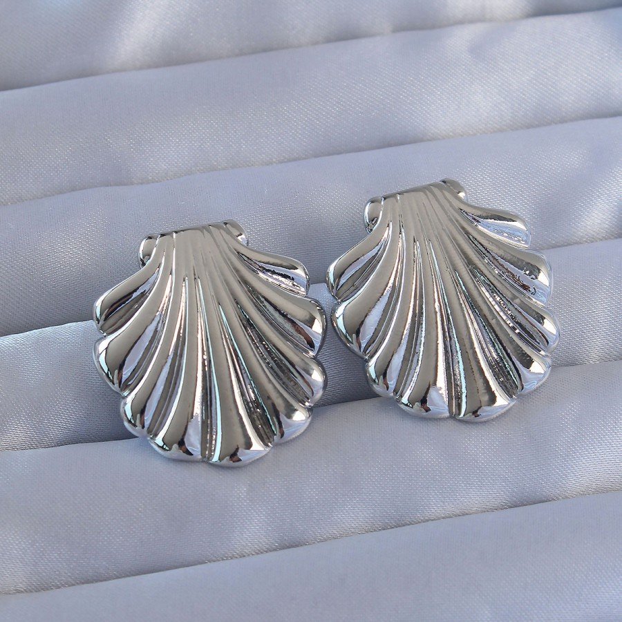316L Steel Silver Color Oyster Model Earrings