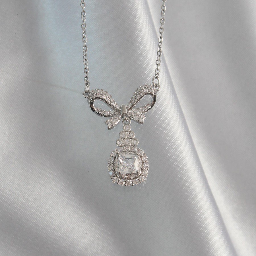 316L Steel Silver Color Bow Detailed Zircon Stone Solitaire Necklace
