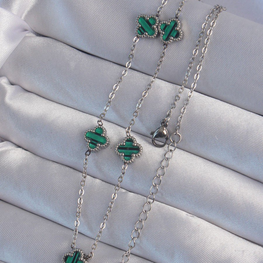 316L Steel Silver Color Minimal Green Enamel Clover Necklace
