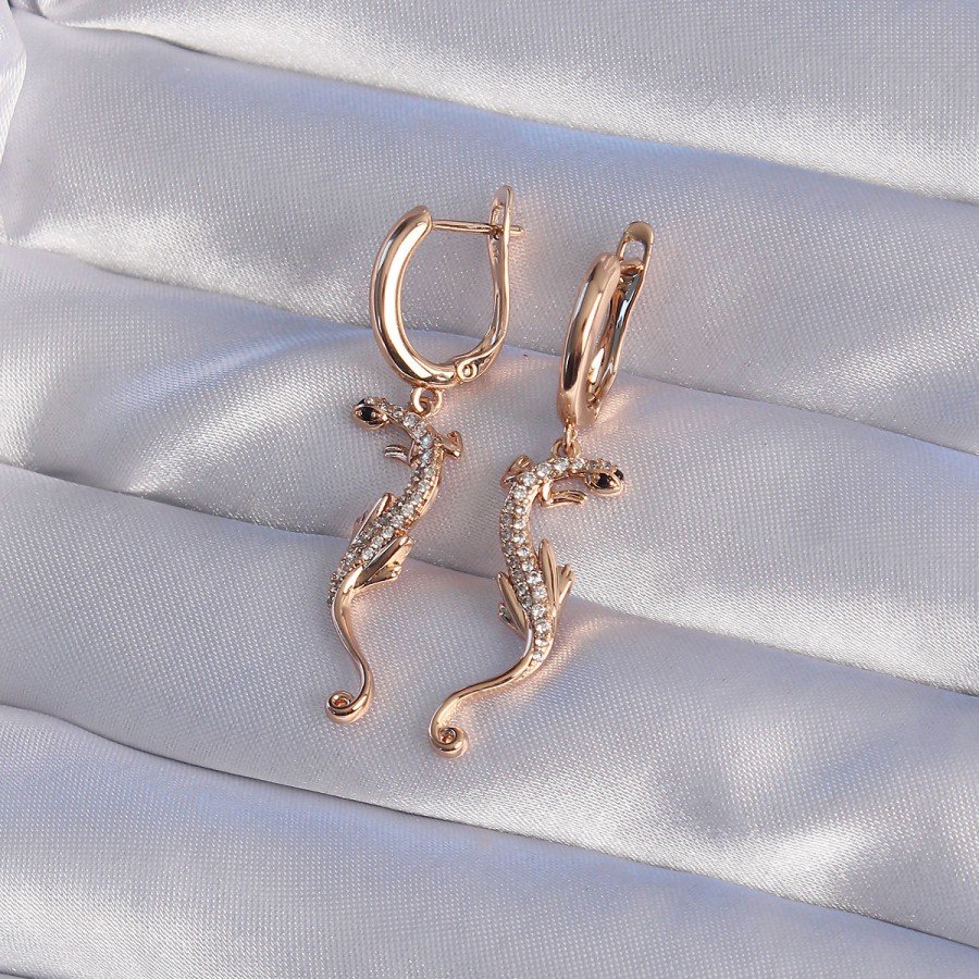 XUPING Rose Color Zircon Stone Lizard Model Hoop Earring