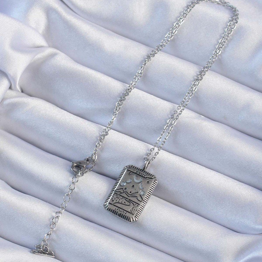 316L Steel Chain Aged Silver Color Tarot Necklace with Moon Figure 316L Steel Chain Aged Silver Color Tarot Necklace with Moon Figure