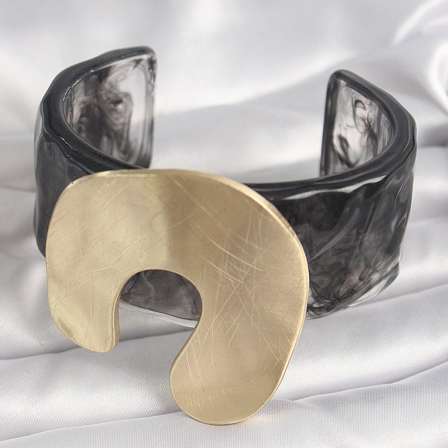 Black Marble Pattern Acrylic Plastic Gold Horseshoe Model Plate Vintage Women s Bracelet