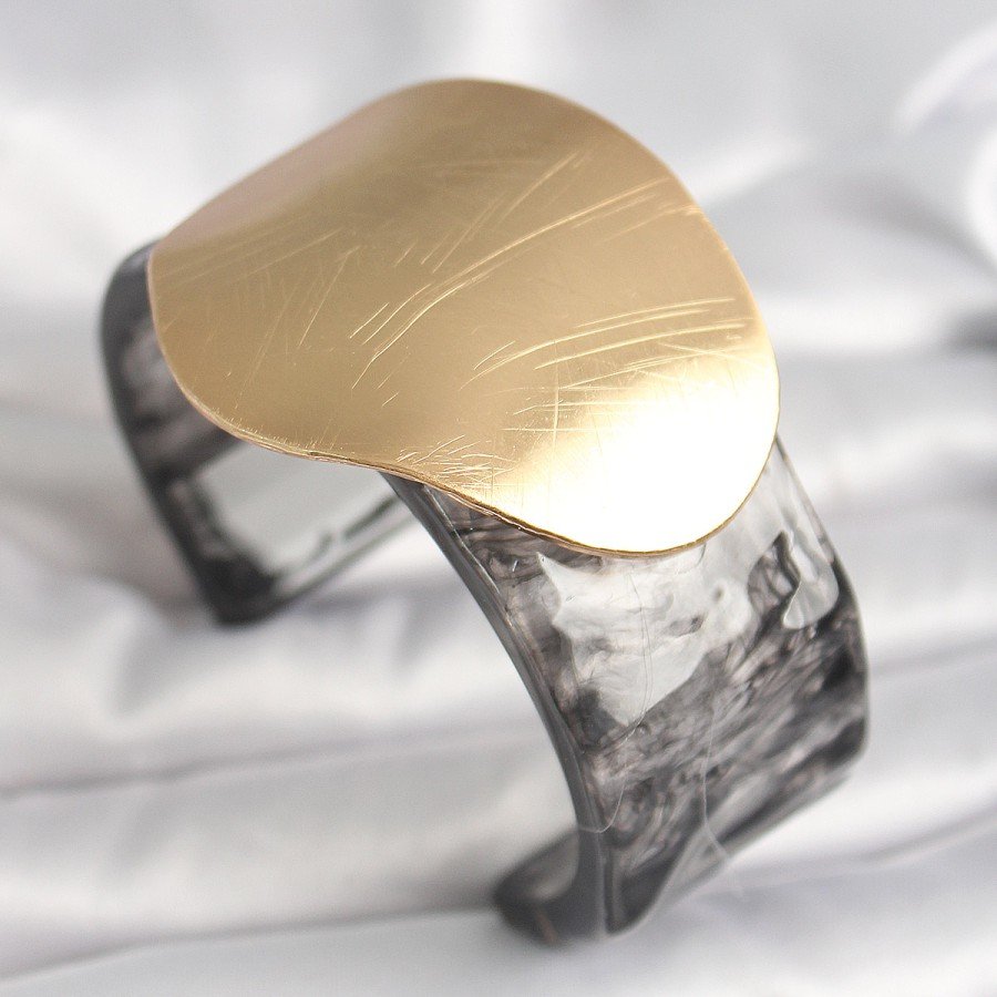 Black Marble Pattern Acrylic Plastic Gold Circle Plate Model Vintage Women s Bracelet
