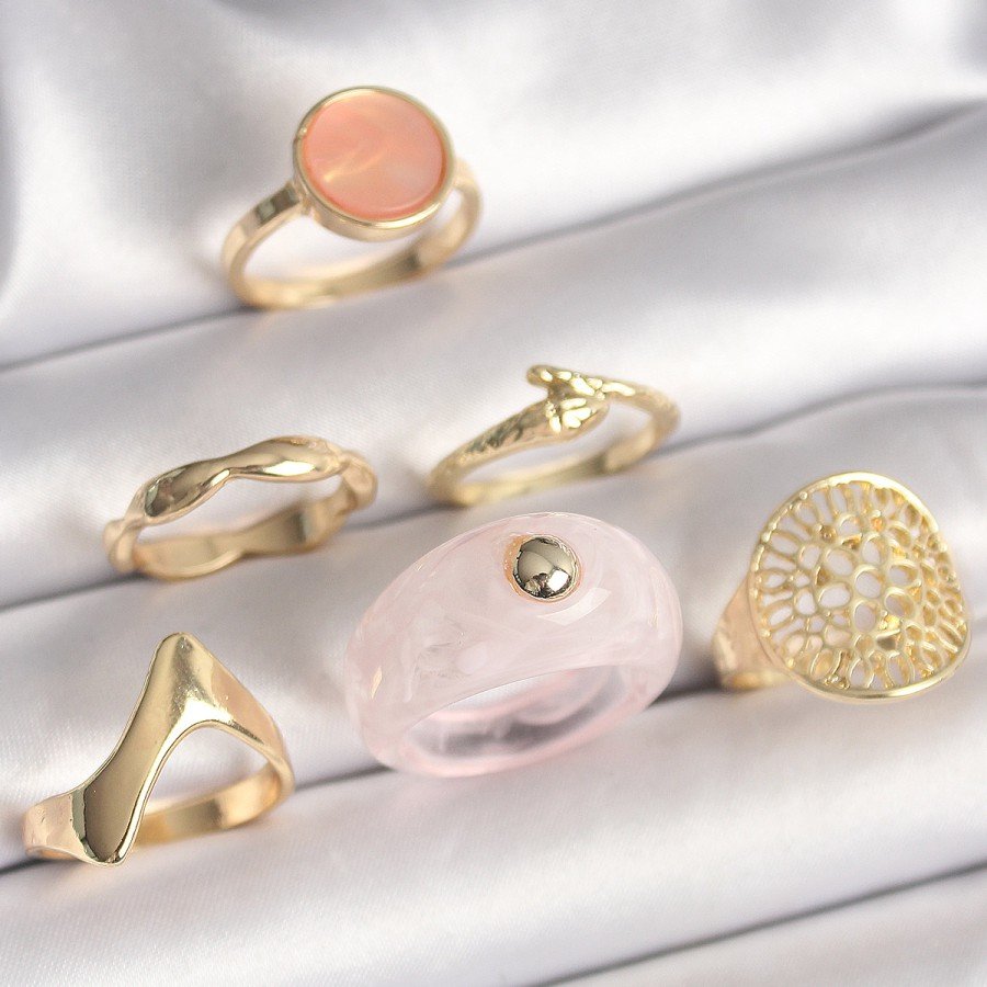 Brass Gold Color Pink Plastic Ring Model Circle Pink Enamel Snake Detail Set of 6 Women s Rings