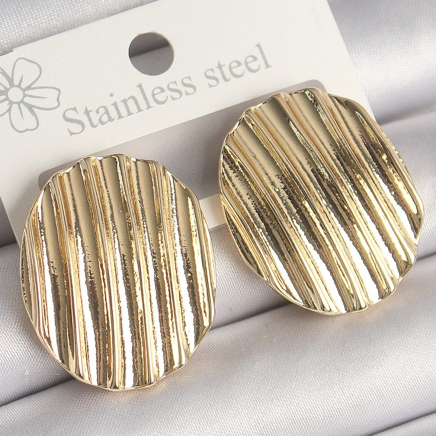 Brass Gold Color Embroidered Circle Plate Model Women s Earrings