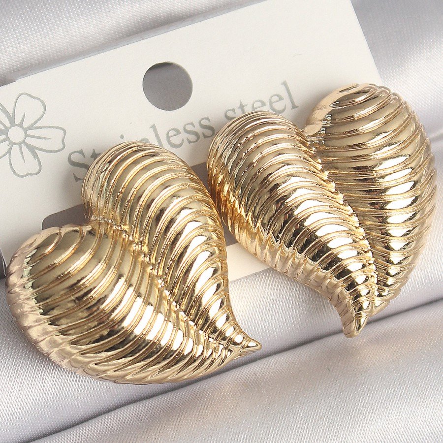 Brass Gold Color Embroidered Bomb Heart Model Women s Earrings