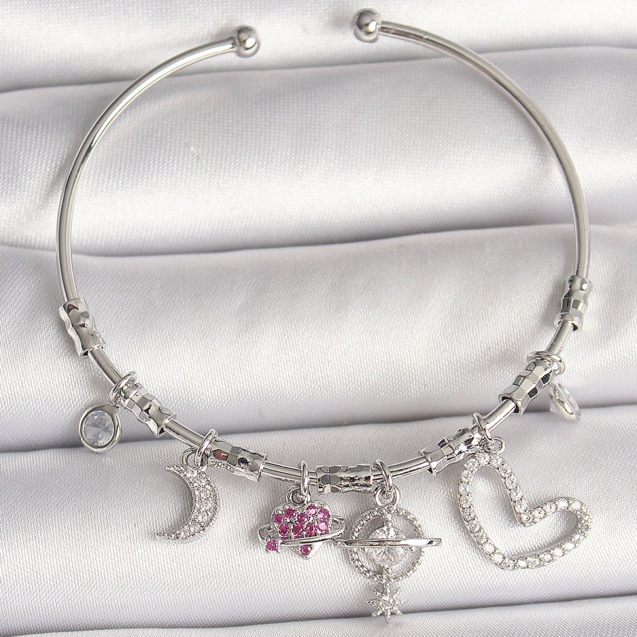 Brass Silver Color Dangle Zircon Stone Planet Figure Heart Detail Charm Women s Bracelet