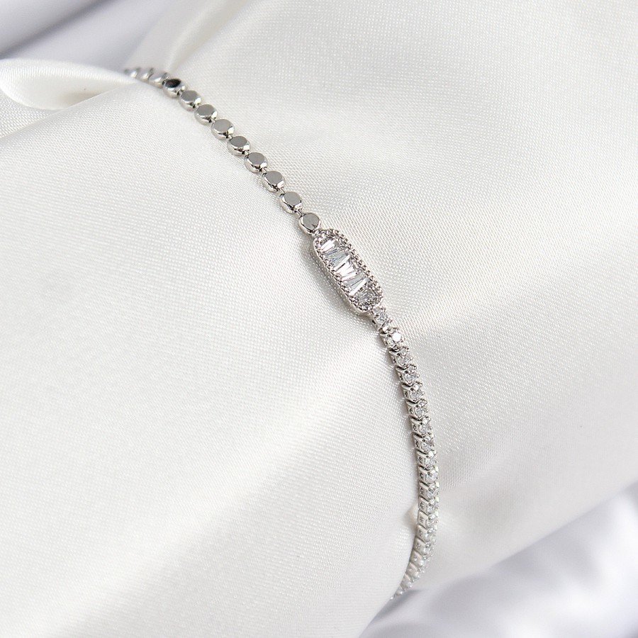 Brass Zircon Stone Rectangular Model Crushed Chain Silver Color Women s Bracelet Brass Zircon Stone Rectangular Model Crushed Chain Silver Color Women s Bracelet