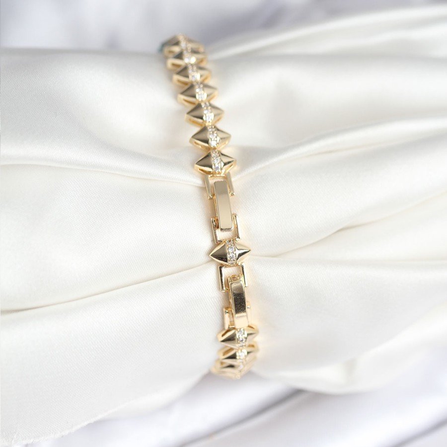 Brass Gold Color Zircon Stone Baklava Model Women s Bracelet
