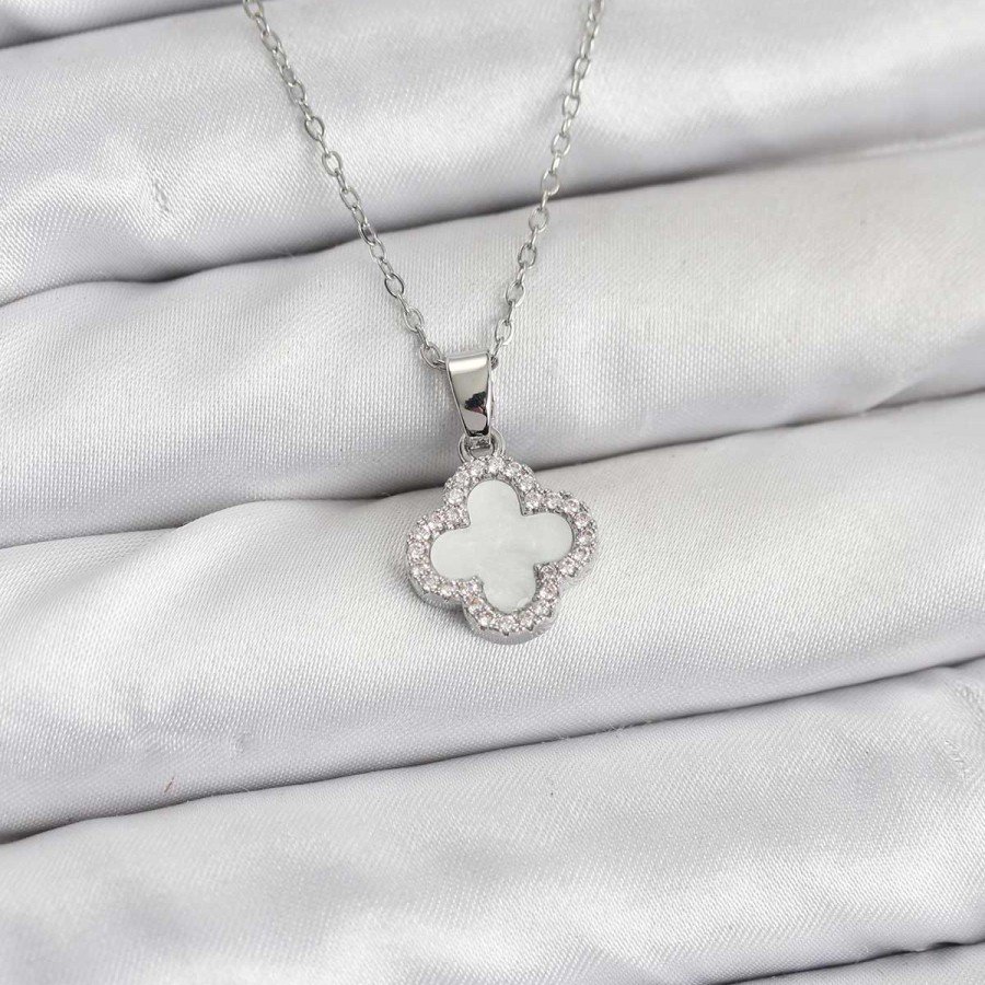 316L Steel Chain Silver Color Pearlescent Clover Women s Necklace 316L Steel Chain Silver Color Pearlescent Clover Women s Necklace