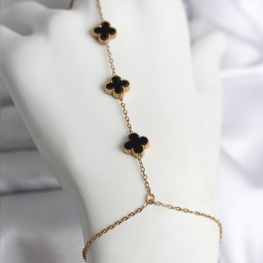 316L Steel Gold Color Black Clover Model Female Shahmaran