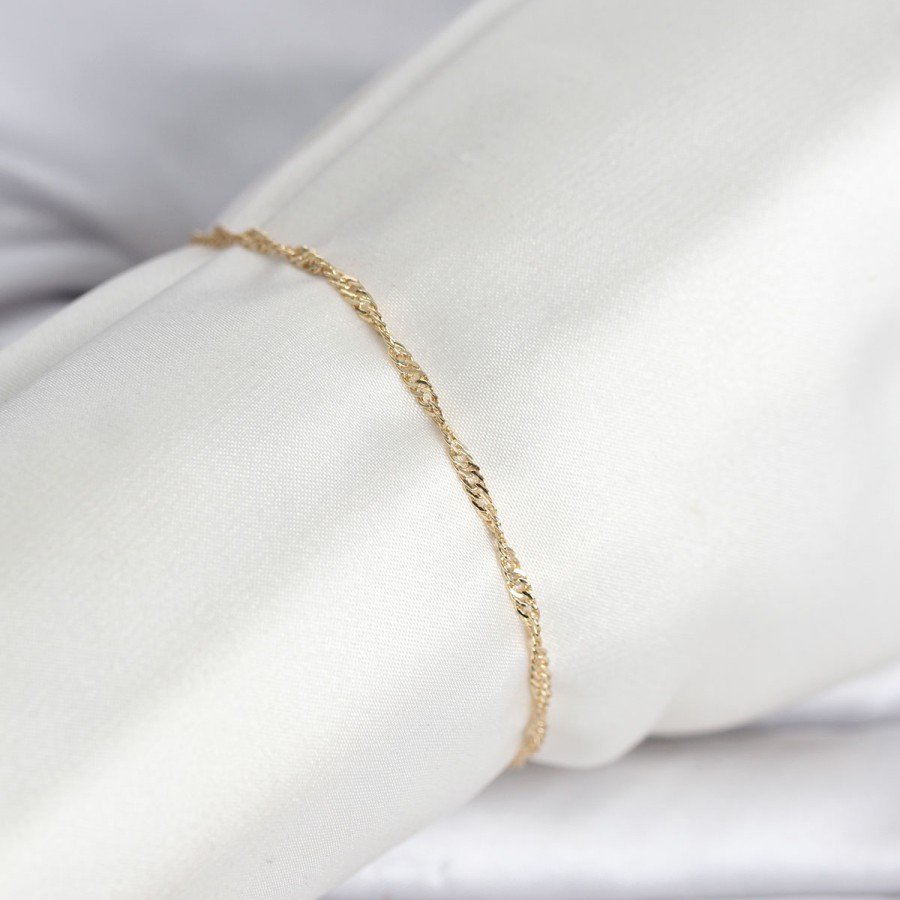 CM 14K Gold Color Crushed Twist Chain Model Women s Bracelet CM 14K Gold Color Crushed Twist Chain Model Women s Bracelet