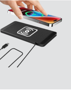 15W Magnetic Wireless Charging Pad Qi Charger Suitable for Car Desk Use 15W Magnetic Wireless Charging Pad Qi Charger Suitable for Car Desk Use