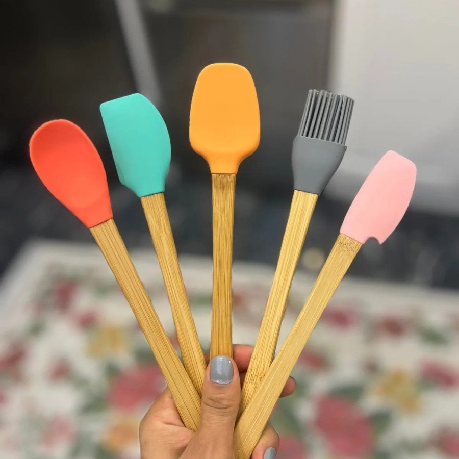 5-Piece Colorful Wooden Handle Silicone Tip Spatula Brush Spoon Set - Food Prep Set 21 Cm