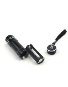 9 LED BATTERY-OPERATED FLASHLIGHT