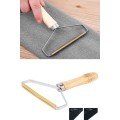 Metal Sweater - Dress - Carpet Fluff Cleaning Double Sided Feather Lint Collector with Wooden Handle