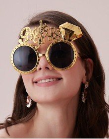 Gold Color Bride To Be Written Bridal Glasses 15x10 cm