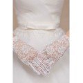 White Color Short Lacy Gloves