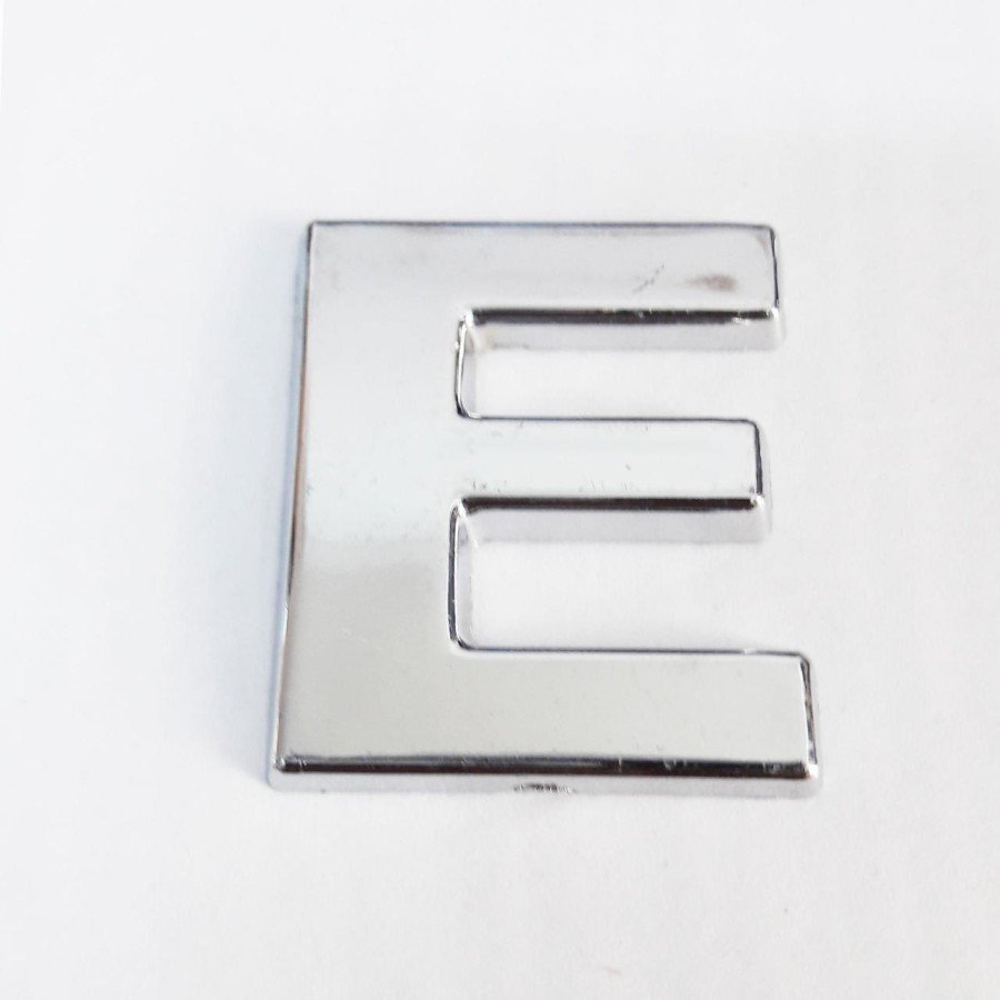 Cemax Letter E 3.75 cm Chrome Adhesive Cemax Letter E 3.75 cm Chrome Adhesive