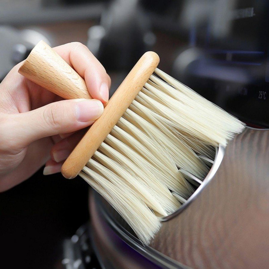 Soft Bristle Cleaning Dusting Brush with Wooden Handle for Home and Vehicle Soft Bristle Cleaning Dusting Brush with Wooden Handle for Home and Vehicle