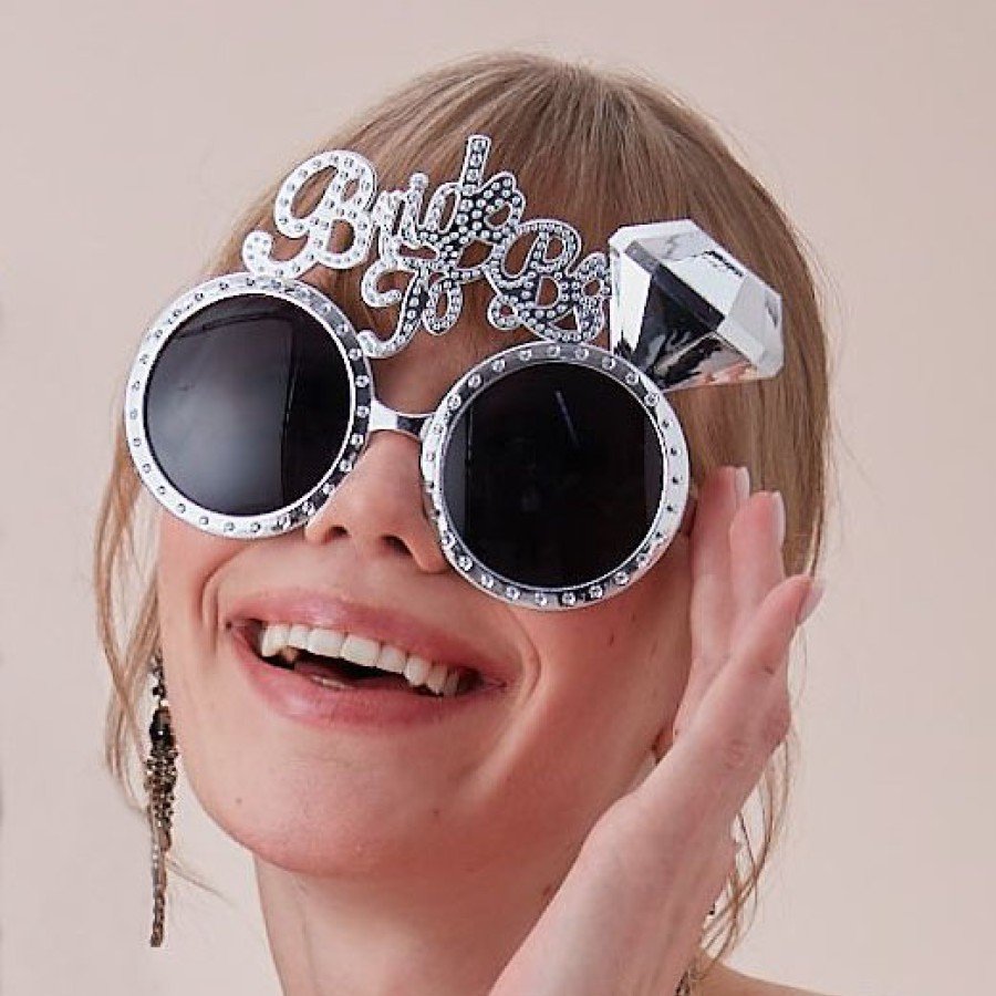 Silver Color Bride To Be Written Bridal Glasses 15x10 cm