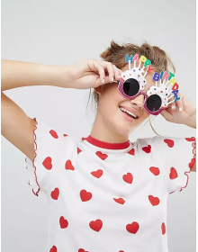 White Fuchsia Color Party Glasses with Happy Birthday Written 12x7 cm