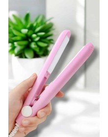 Compact and Lightweight: Anti-frizz Mini Hair Straightener