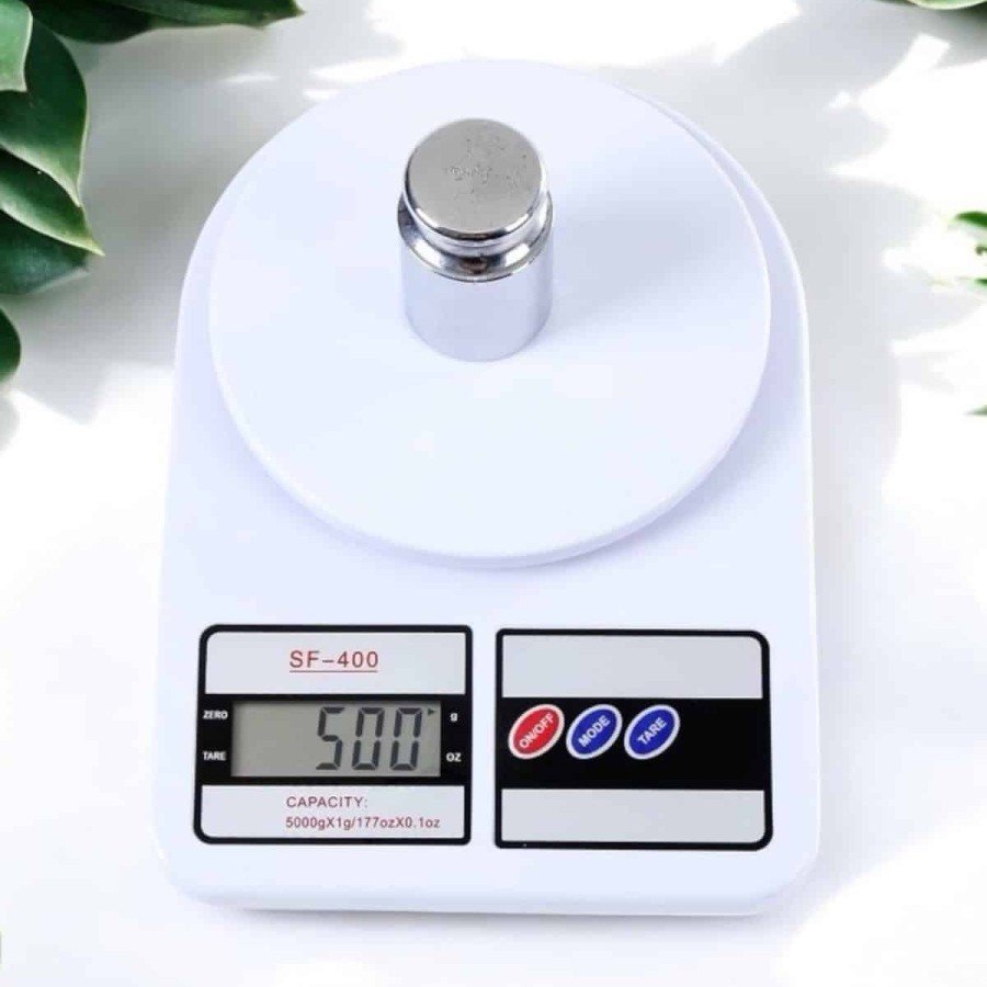Long-Lasting Digital Kitchen Scale with Clear LCD Display and Auto-Off Feature