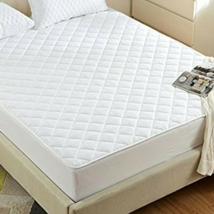 Quilted Single Mattress Protector Liquid Proof Mattress Cover (90 x 200) Quilted Single Mattress Protector Liquid Proof Mattress Cover (90 x 200)