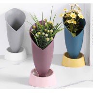 TOPTANBULURUM Decorative Vase with Tulip Figures - TB17611 TOPTANBULURUM Decorative Vase with Tulip Figures - TB17611