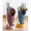 Countertop Cutlery with Tulip Figure
