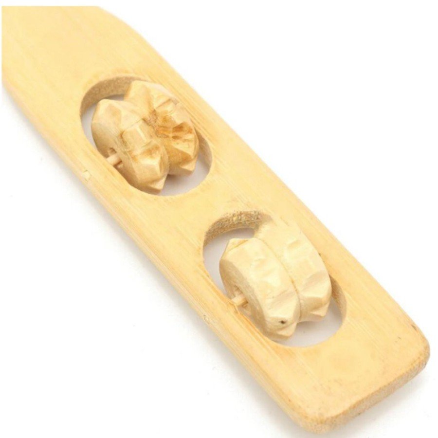 Wooden Back Scratcher with Massage Features Wooden Back Scratcher with Massage Features