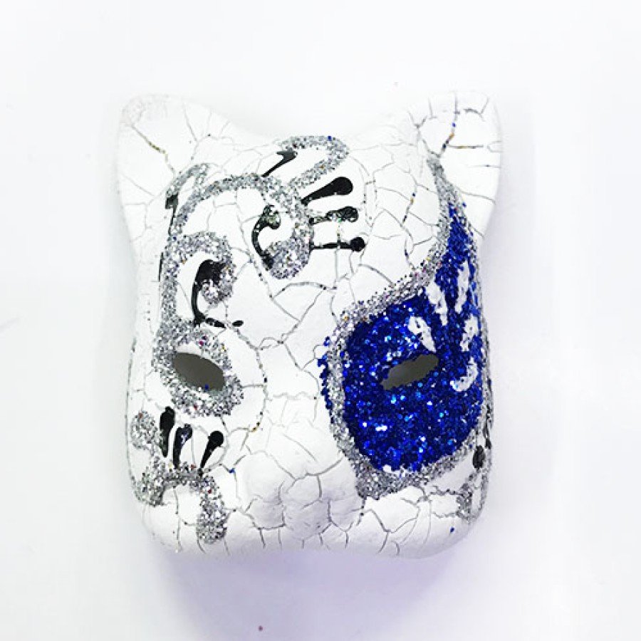 Venetian Cat Model Magnet Made of Blue Color Embroidered Ceramic Material Venetian Cat Model Magnet Made of Blue Color Embroidered Ceramic Material