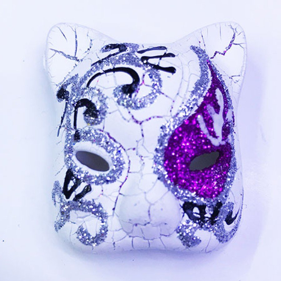 Venetian Cat Model Magnet Made of Purple Color Embroidered Ceramic Material Venetian Cat Model Magnet Made of Purple Color Embroidered Ceramic Material
